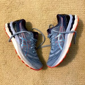 ASICS Nimbus 23 Women’s size 8.5